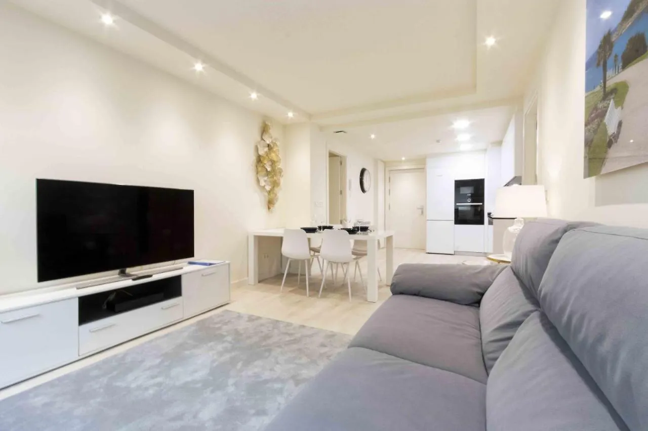 Apartment The Rentals Collection - River San Sebastian
